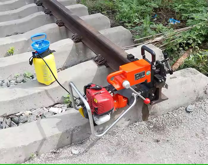 鐵路鋼軌鉆孔機(jī)行業(yè)迎來技術(shù)升級(jí)浪潮：輕量化、智能化成主流趨勢(shì)